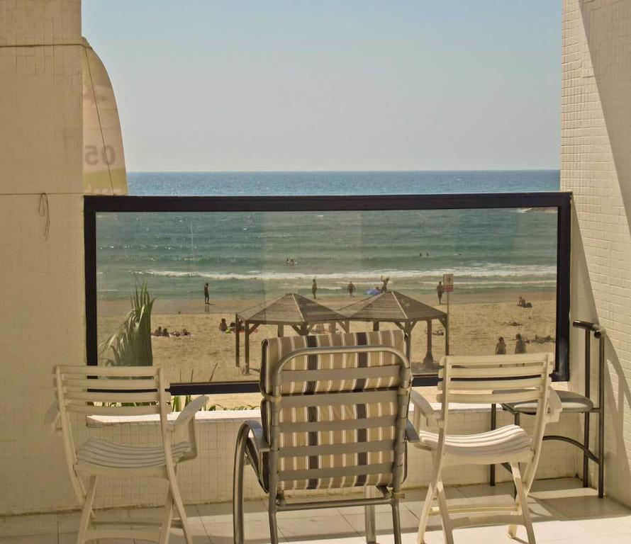 Geula Suites By Raphael Hotels Тель-Авив Номер фото