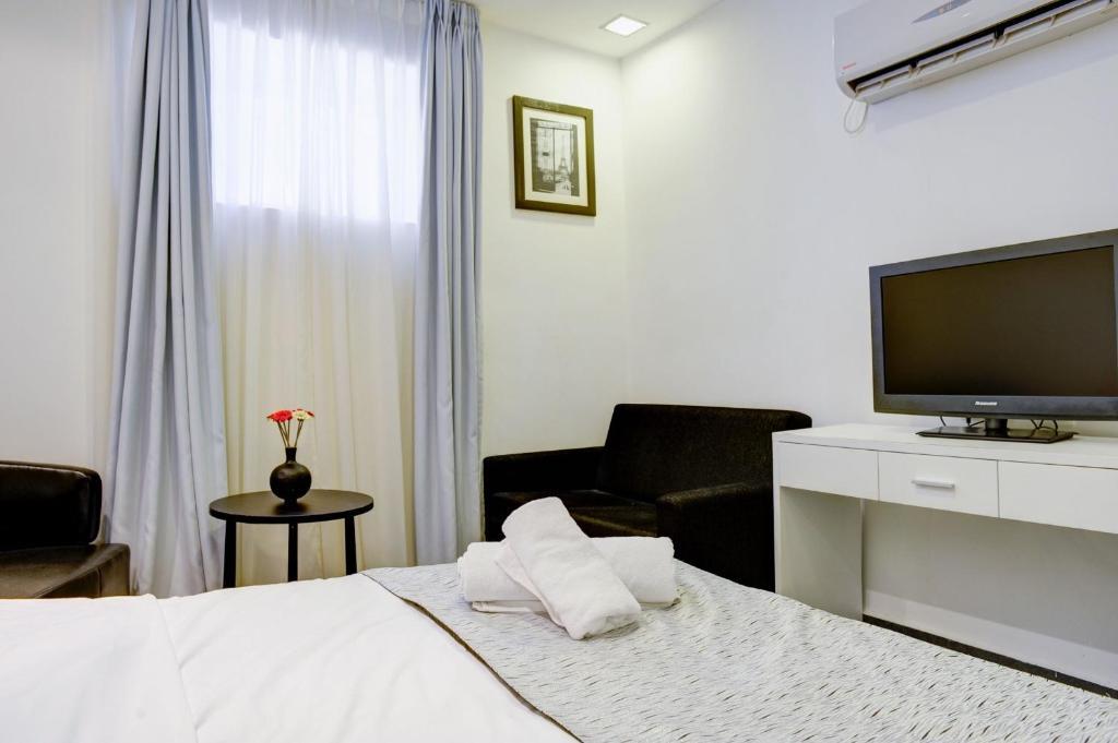 Geula Suites By Raphael Hotels Тель-Авив Номер фото